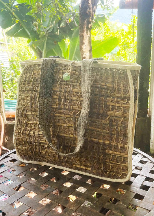 Elena Bag: The Perfect Blend of Style and Functionality